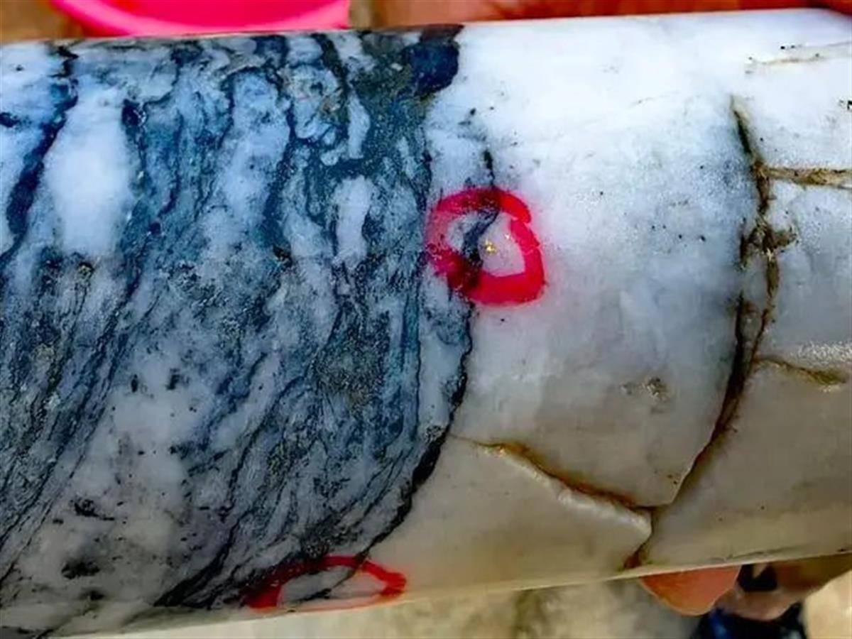 我国三地又发现大型金矿，去年曾发现价值6000亿元黄金储量，黄金市场对外依存度有所下降