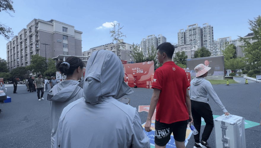 6000多人!浙大今天迎来本科新生,家长:校园很美,很爱杭州