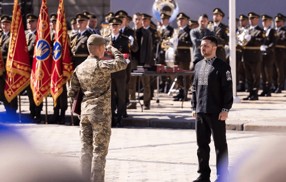 报仇不隔夜,乌庆祝炸核电站得手,不到12小时,俄连炸乌境内10地