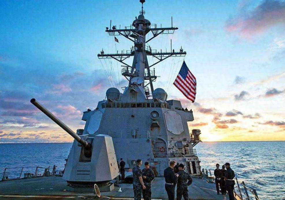 歼20让美日雷达失灵,美派2波人求和,话音刚落,英航母撤离南海