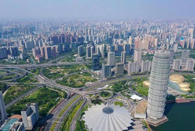 跻身全国前20强!郑州金水区凭何“能”?丨顶端观察