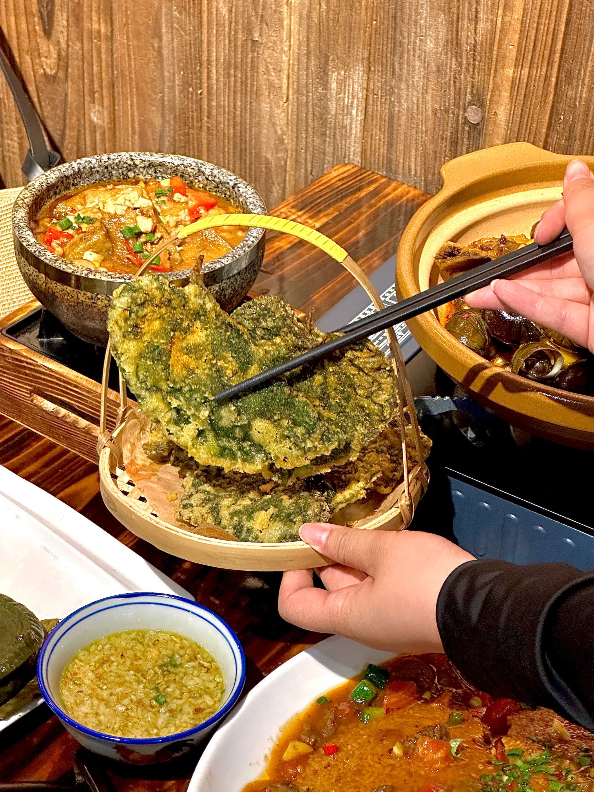 HXEX(胡杏儿学历)